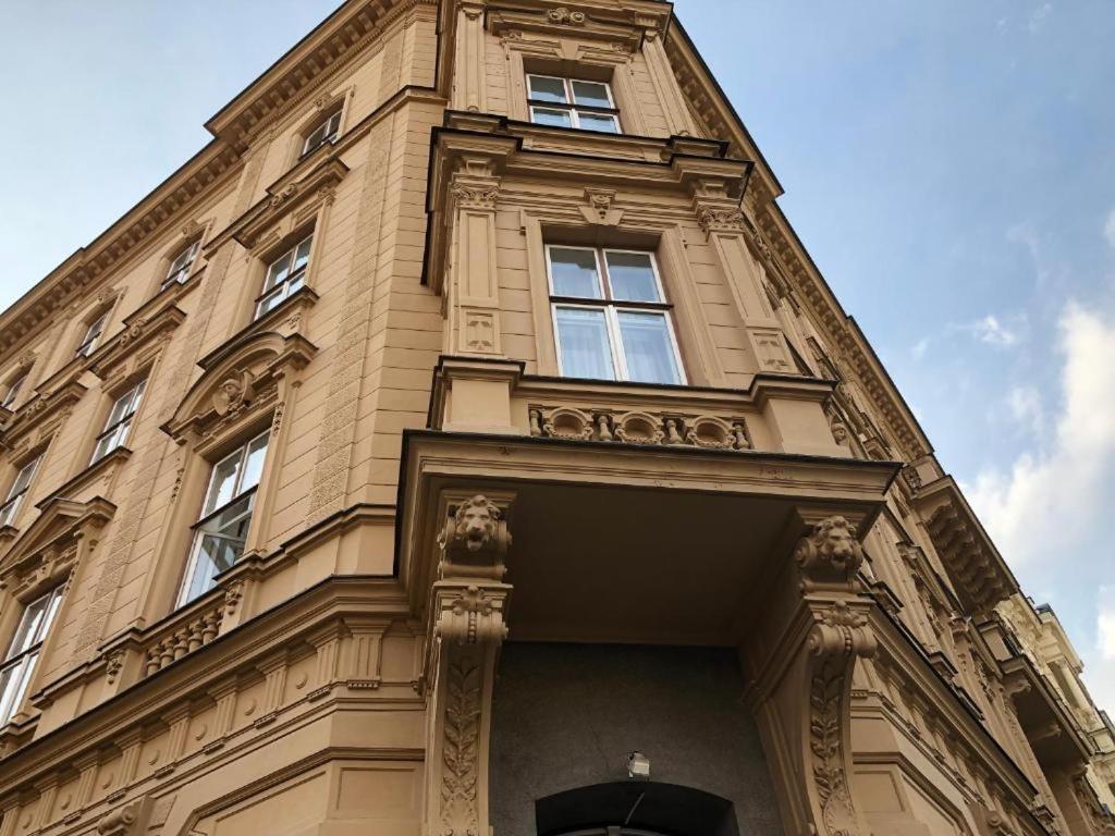 Apatrhostel Brno Eksteriør bilde